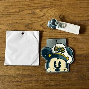 Disney Cruise Line Castaway Club Platinum Captain Mickey Lanyard ID Holder NEW